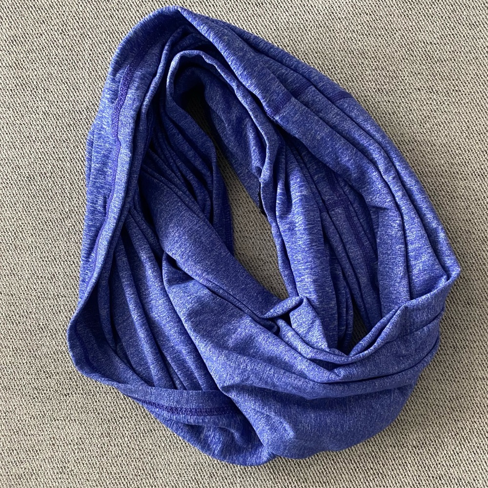Rare!! Vintage Nulu lululemon Infinity Scarf